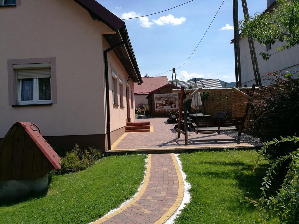 Gosciniec Grek Zorba - Pokoje I Domki 4 Osobowe - 16Km Od Zator Energylandia Inwałd Kamer foto